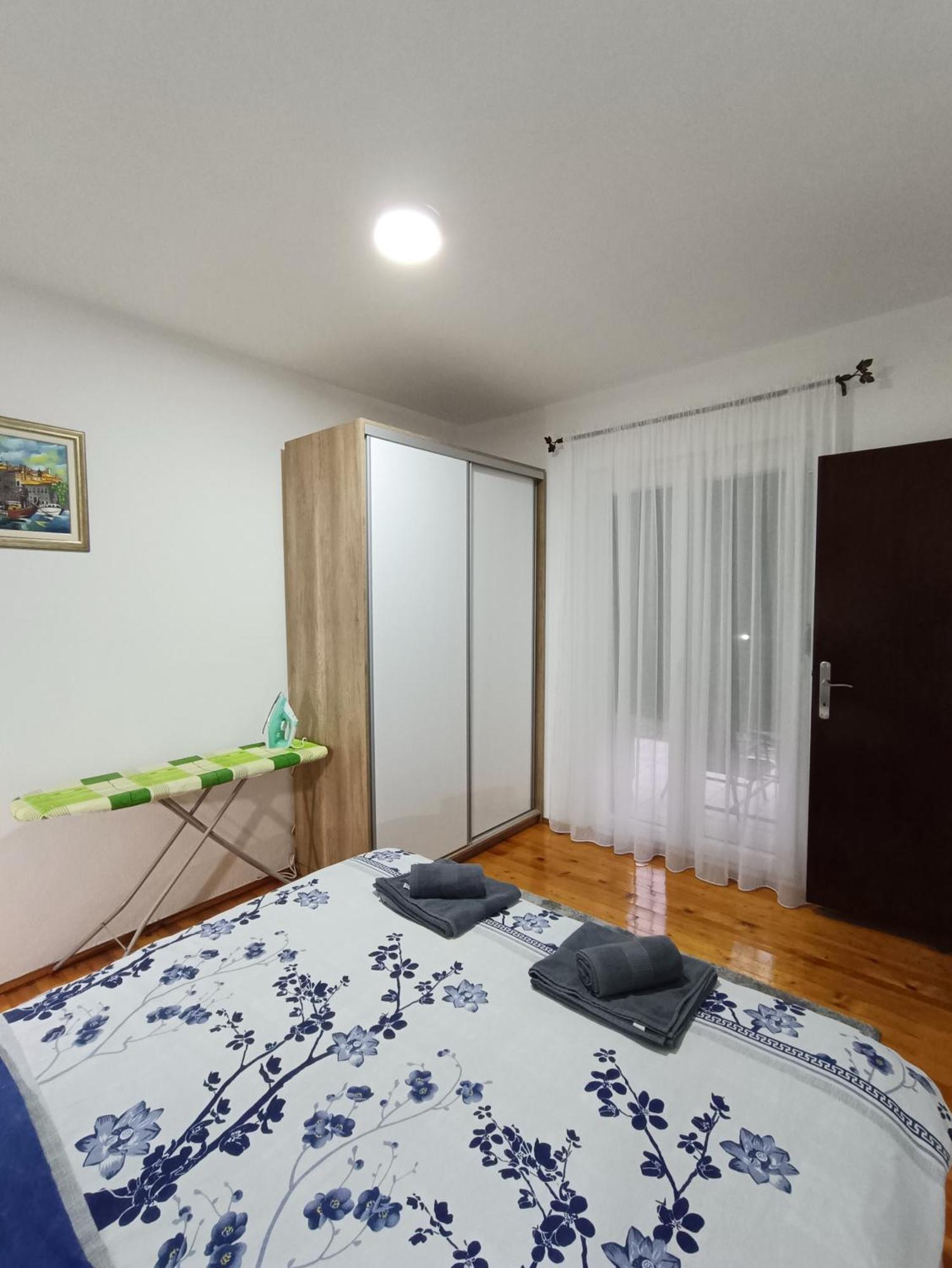 Entire House Floor - 2-Bedroom Cozy & Peaceful Apartment Подгорица Экстерьер фото